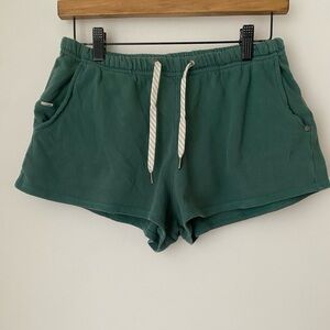 Vuori Shorts Women’s Small Forest Green Athletic Sweat Short